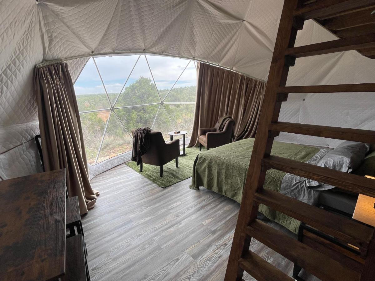 Canyon Rim Domes - A Luxury Glamping Experience!! Monticello Esterno foto