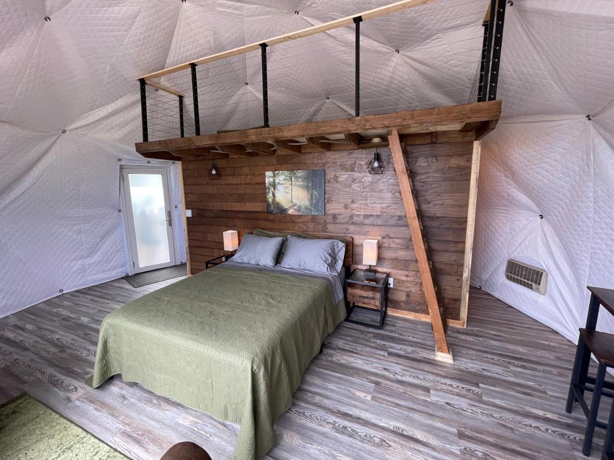 Canyon Rim Domes - A Luxury Glamping Experience!! Monticello Esterno foto
