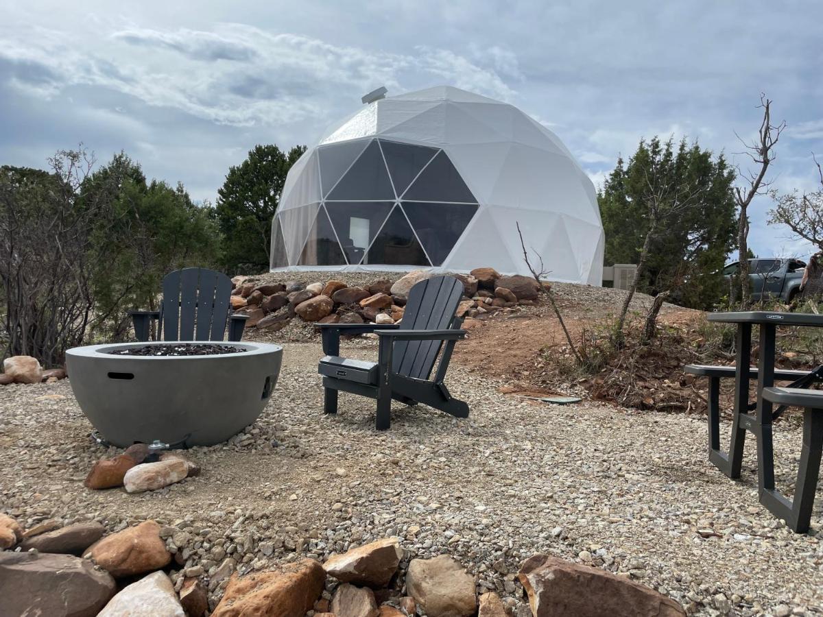 Canyon Rim Domes - A Luxury Glamping Experience!! Monticello Esterno foto
